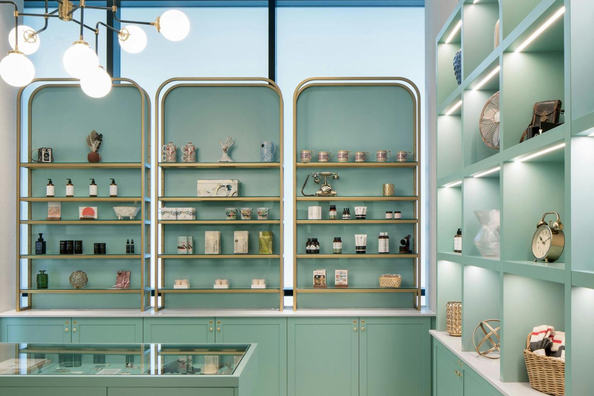 Honeyrose Hotel, Montreal, A Tribute Portfolio Hotel エクステリア 写真 The Apothecary
